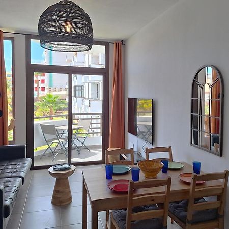 Stylish 2-Bedroom Apartment Yumbo Maspalomas  Buitenkant foto