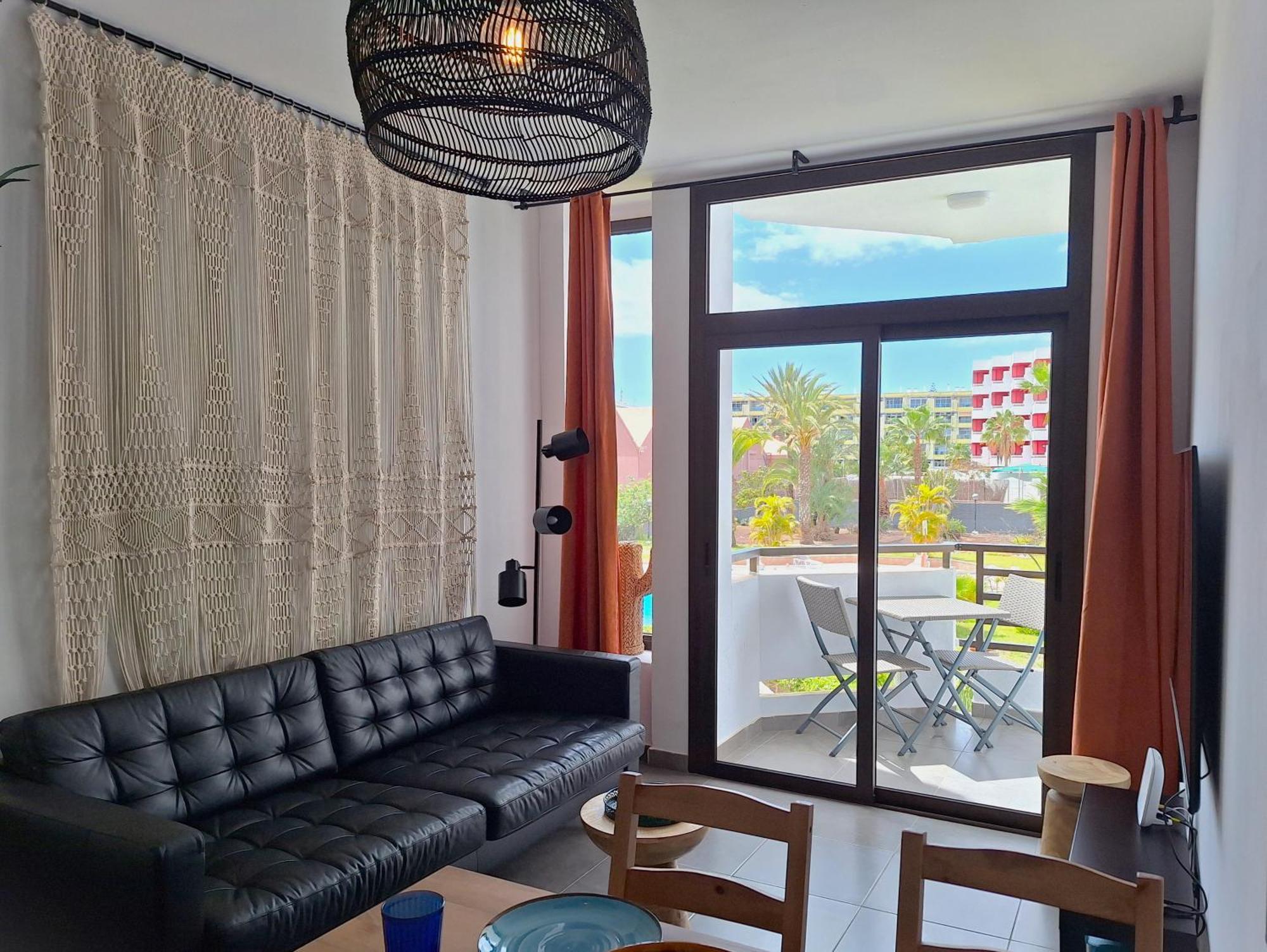 Stylish 2-Bedroom Apartment Yumbo Maspalomas  Buitenkant foto